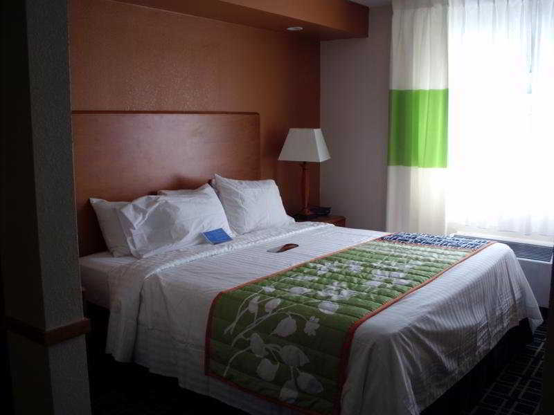 Fairfield Inn And Suites By Marriott Tampa North Temple Terrace Eksteriør bilde